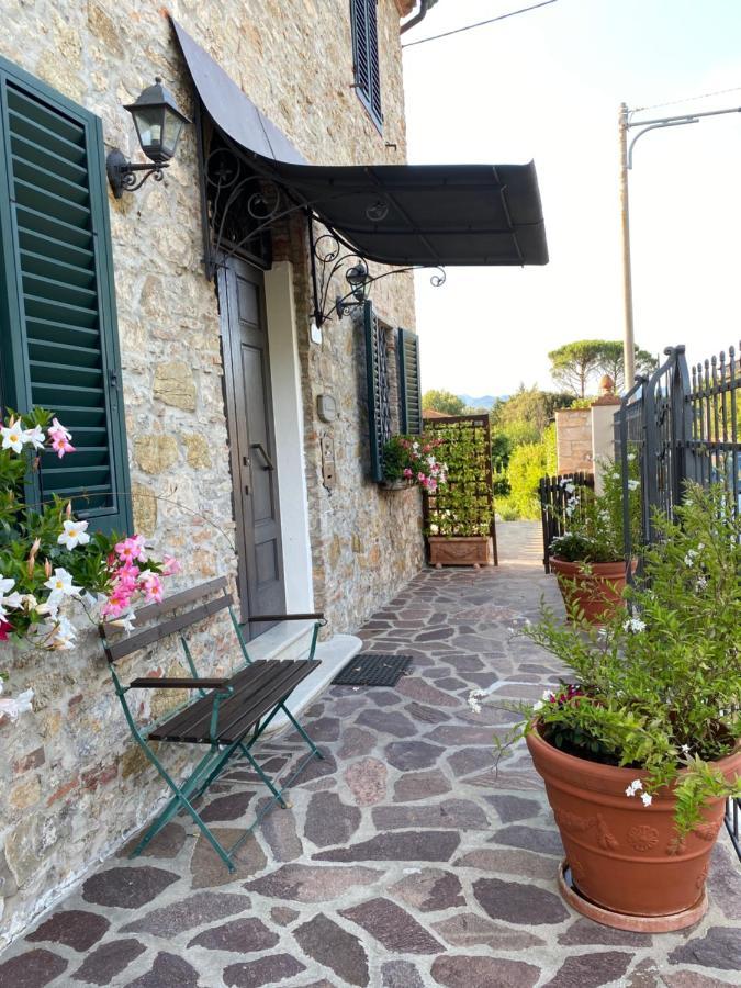 Casa Pietra Del Sole Villa ลุคคา ภายนอก รูปภาพ