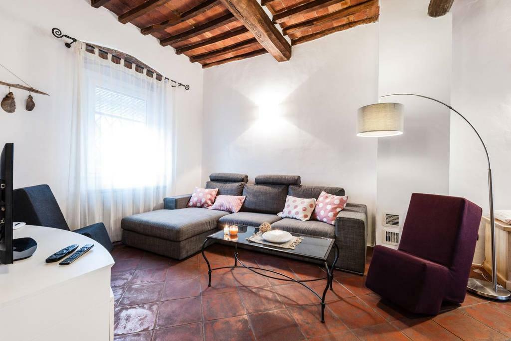 Casa Pietra Del Sole Villa ลุคคา ภายนอก รูปภาพ