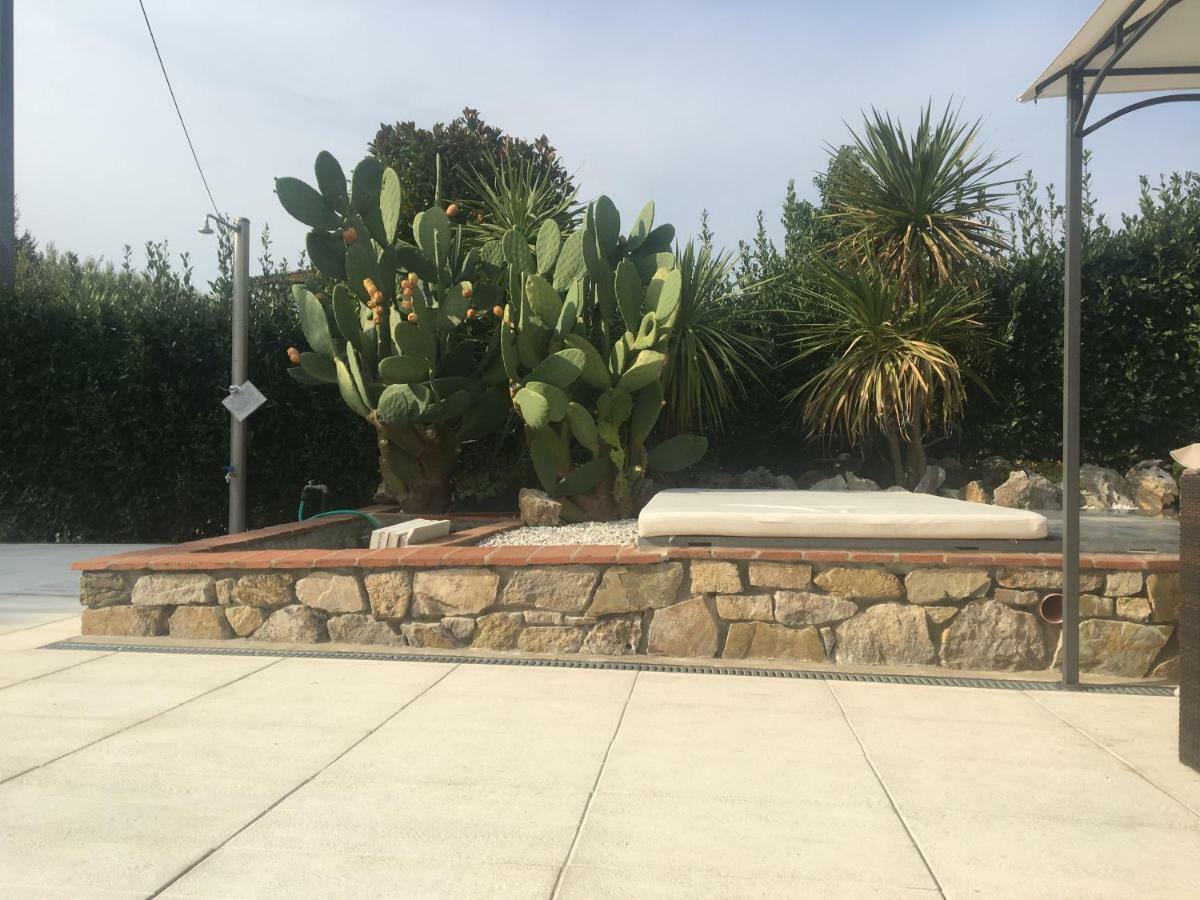 Casa Pietra Del Sole Villa ลุคคา ภายนอก รูปภาพ
